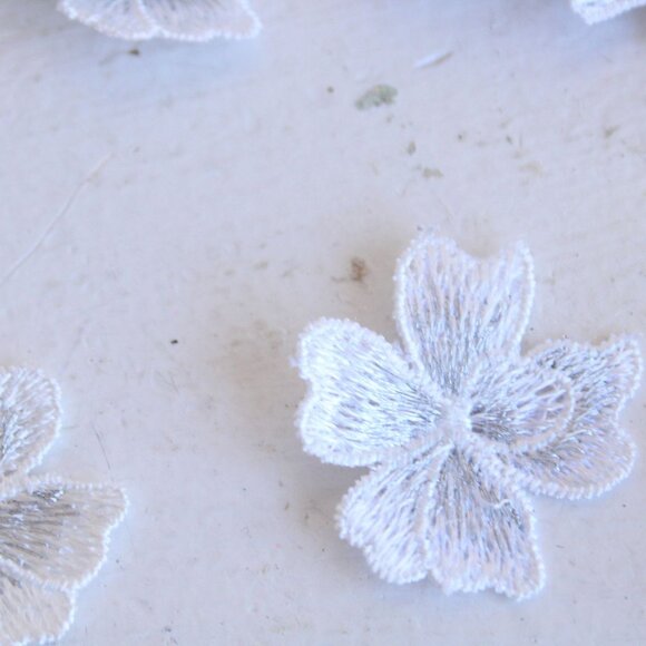 Silver Blue Flower Appliques, One Dozen ( 12), 1.5" Diameter, Embroidered - Picture 5 of 10